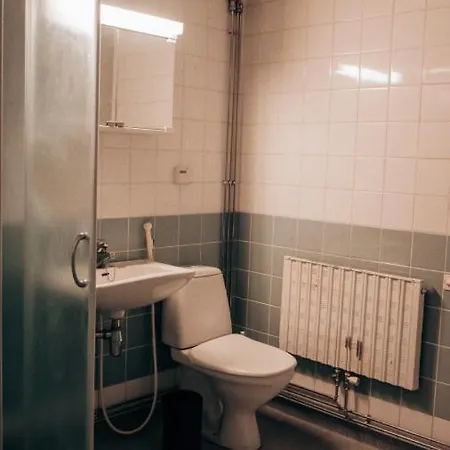One Bedroom Flat With Free Parking Huoneisto